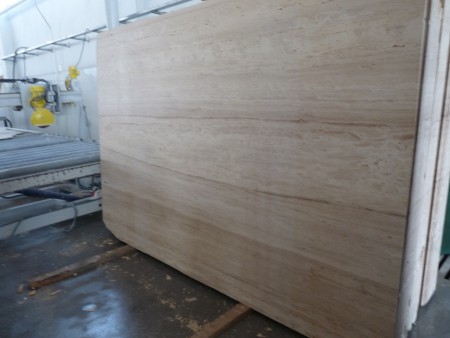 Travertine veincut unpolished